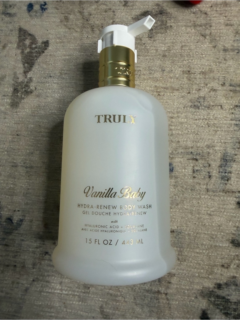 TRULY Vanilla Baby Hydra-Renew Body — White & Gold Pump